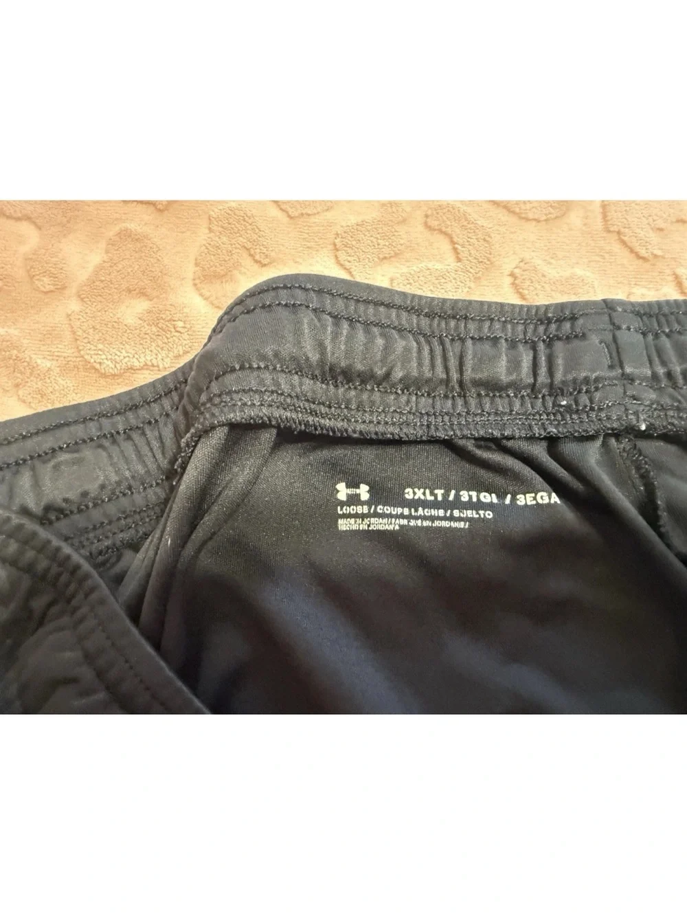 Under Armour Mens Black Athletic Shorts! 3XLT 46x14